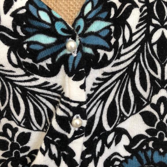 *[Ann Taylor]* cardigan - Picture 3 of 6